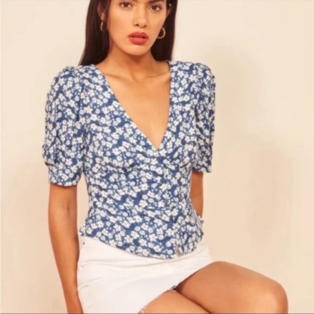 NWT Madeline top in Raquel blue floral 0
